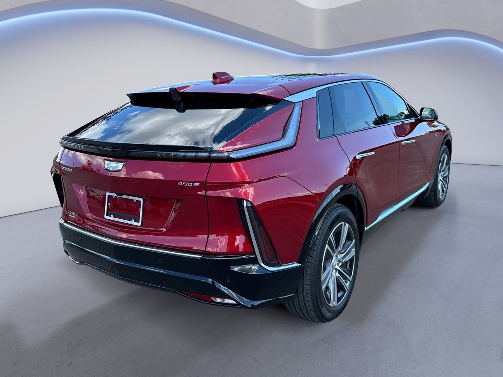 2024 Cadillac Lyriq Luxury w/1SD 4