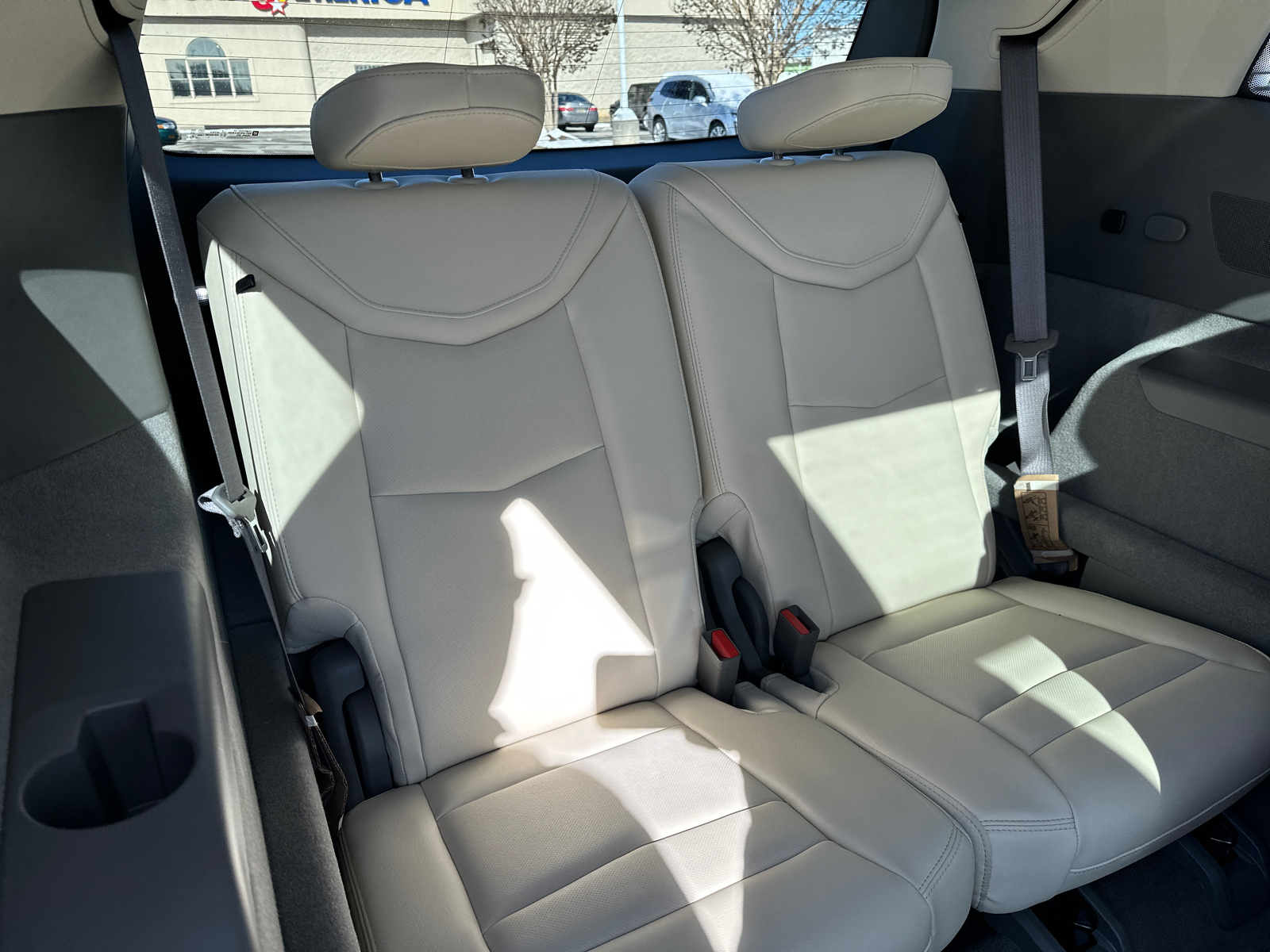 2024 Cadillac XT6 Premium Luxury FWD 25