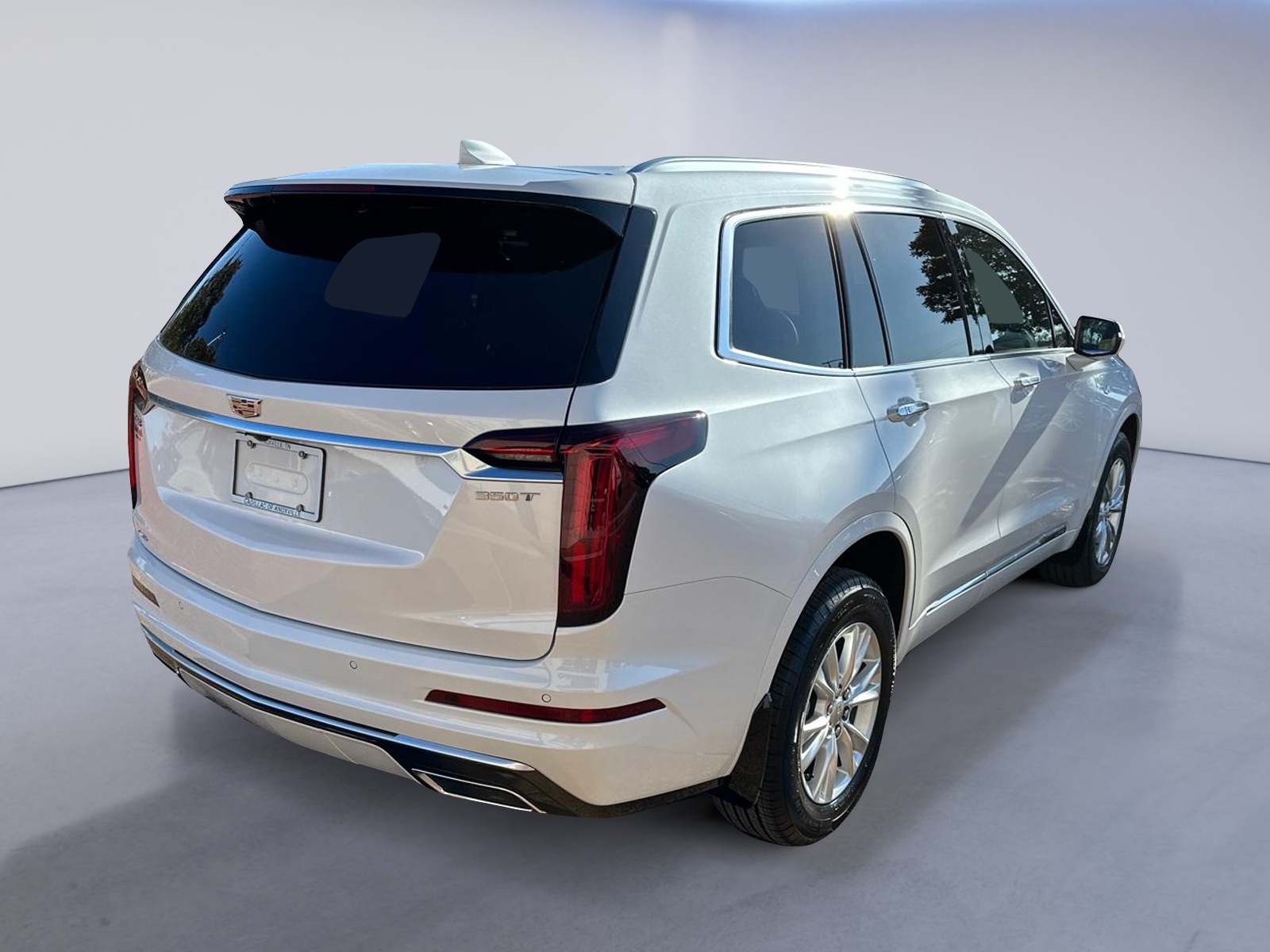 2024 Cadillac XT6 Luxury AWD 4