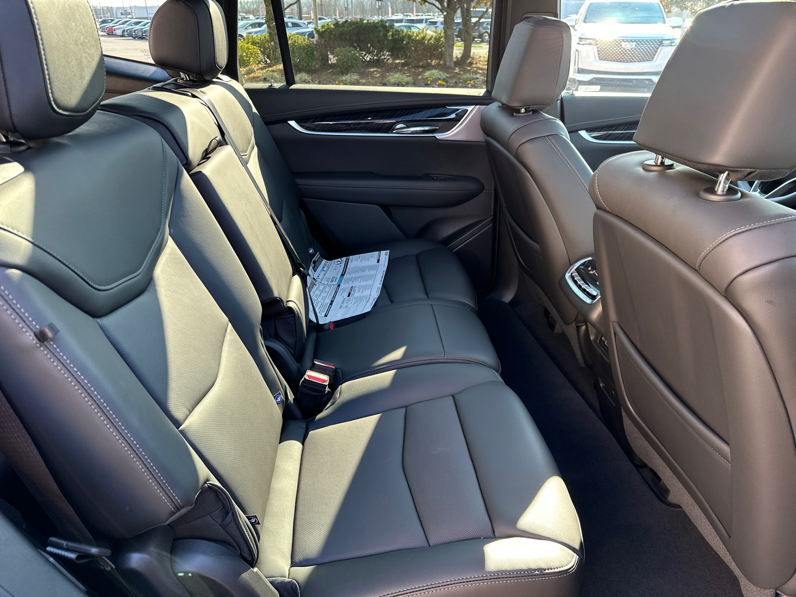 2024 Cadillac XT6 Premium Luxury FWD 23
