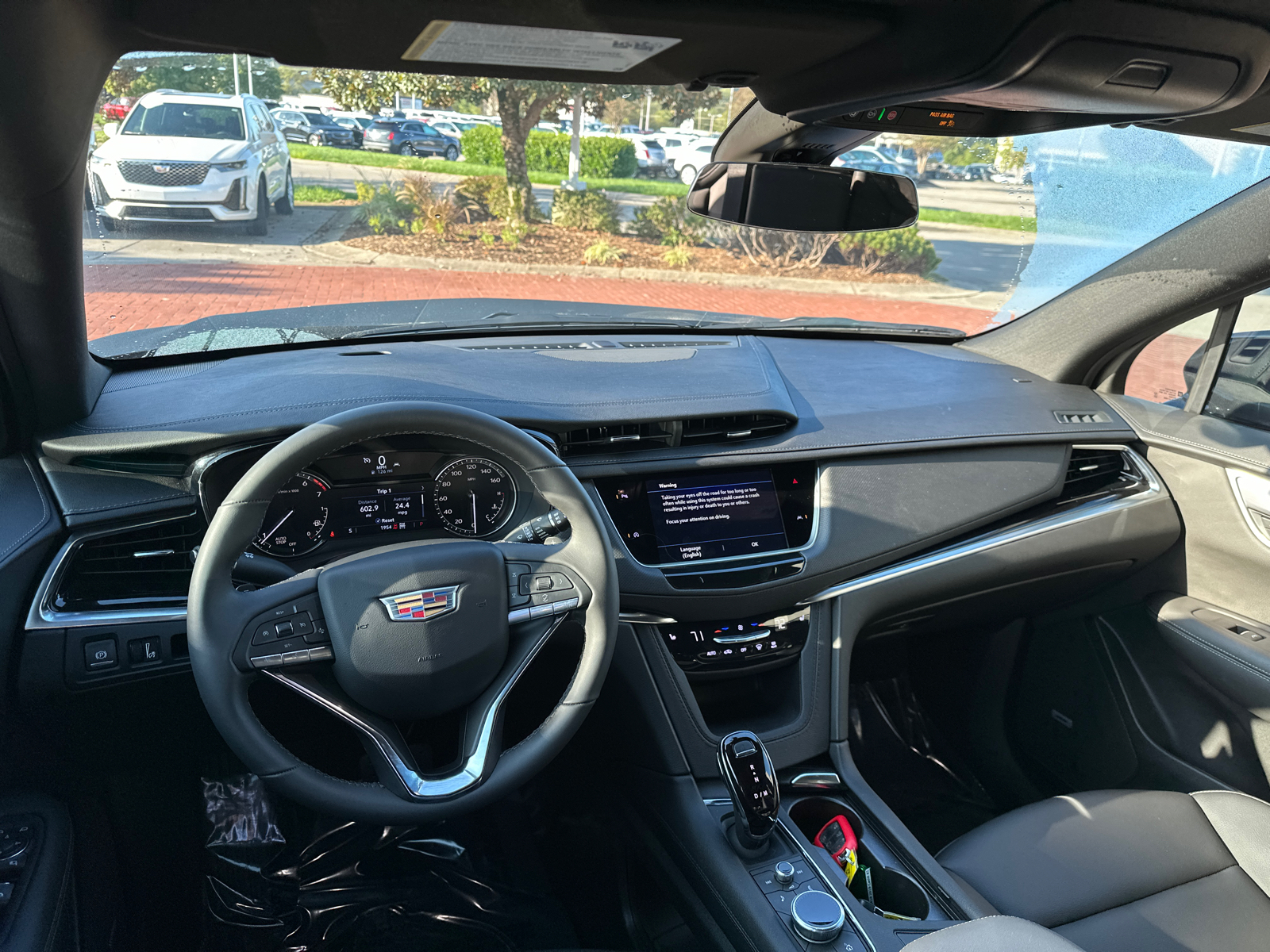 2024 Cadillac XT6 Luxury AWD 7