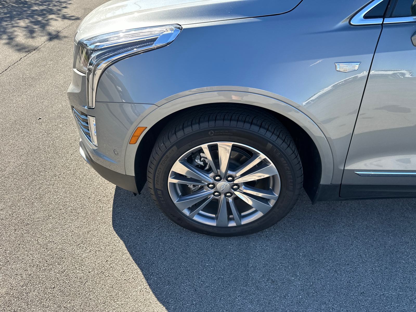 2024 Cadillac XT5 Premium Luxury FWD 30