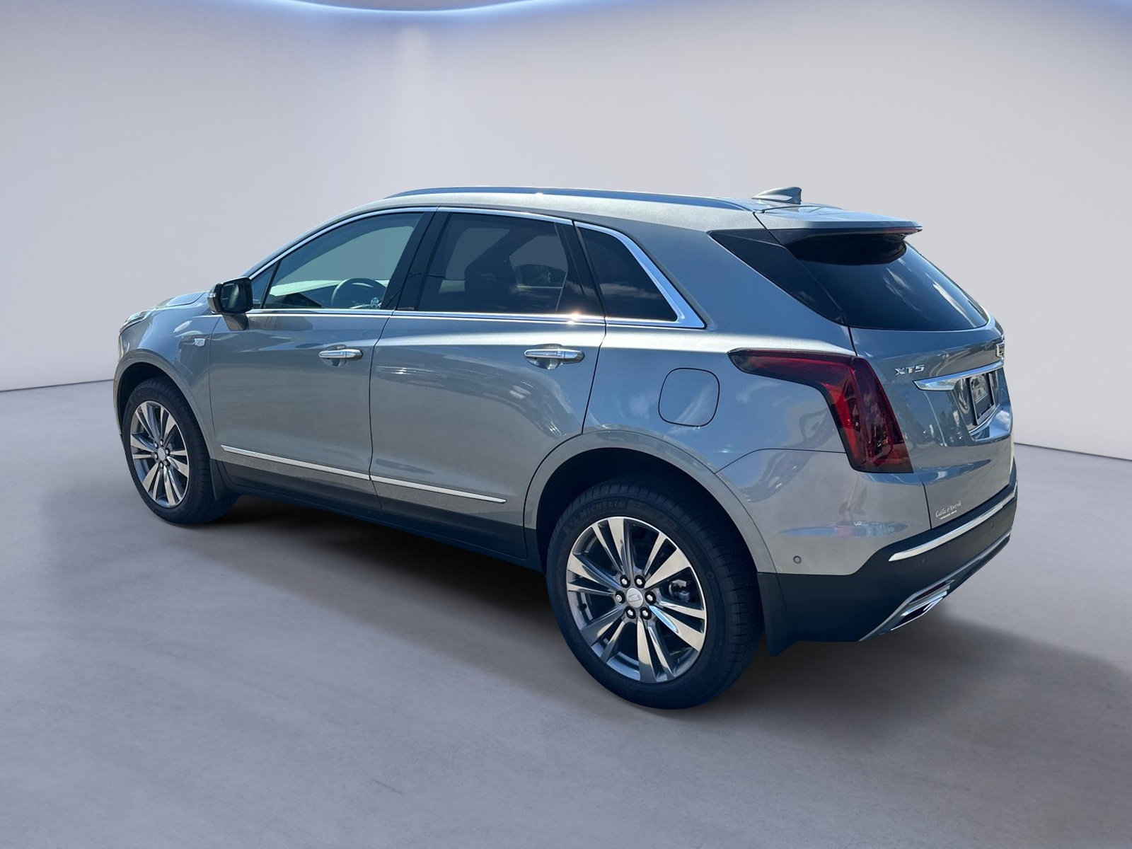 2024 Cadillac XT5 Premium Luxury FWD 6