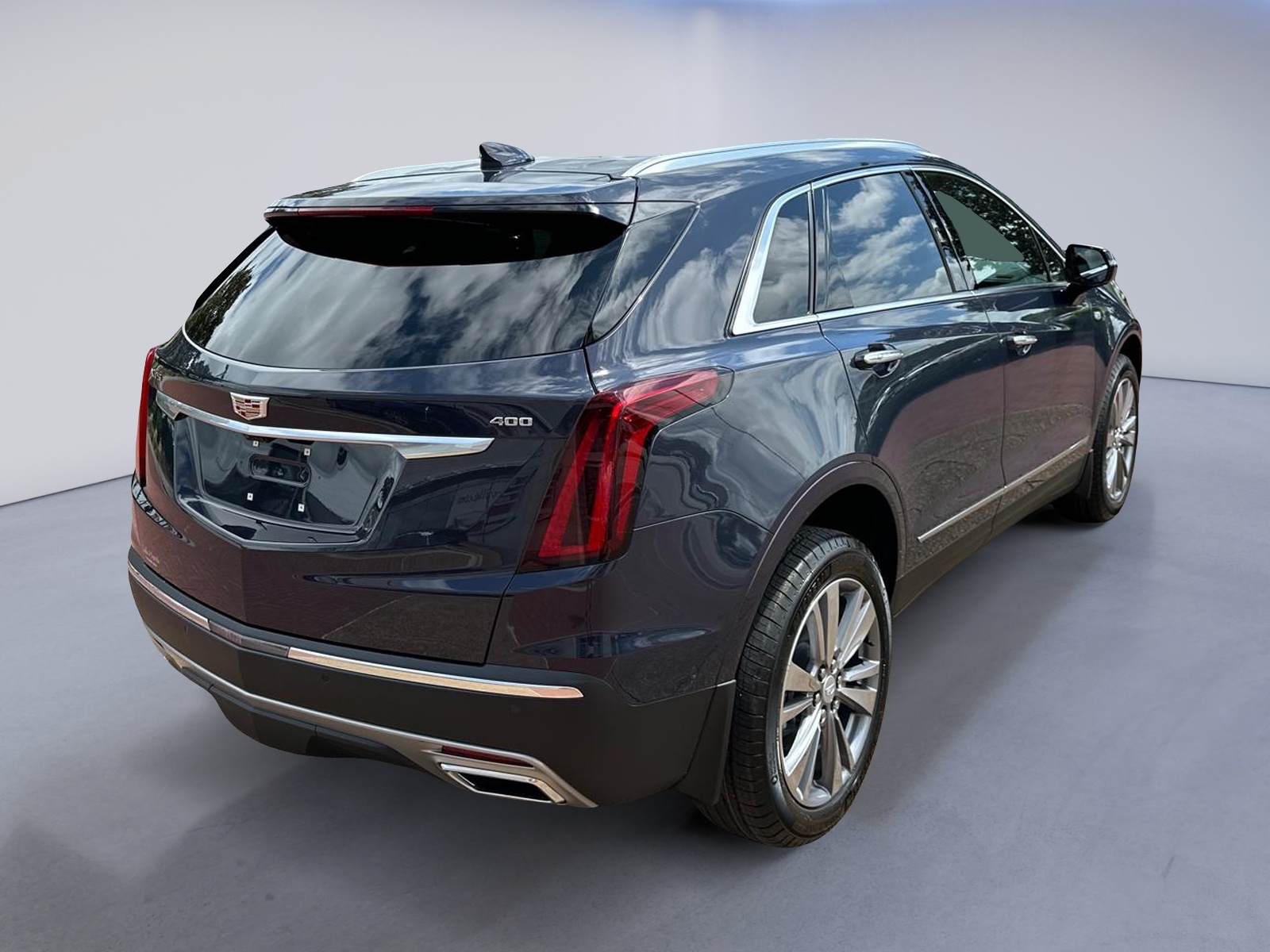 2024 Cadillac XT5 Premium Luxury FWD 4