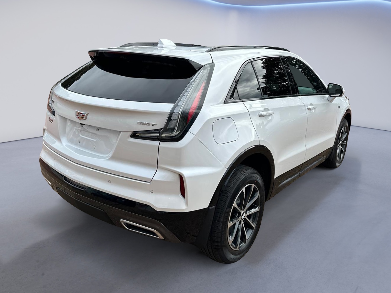 2025 Cadillac XT4 Sport FWD 4