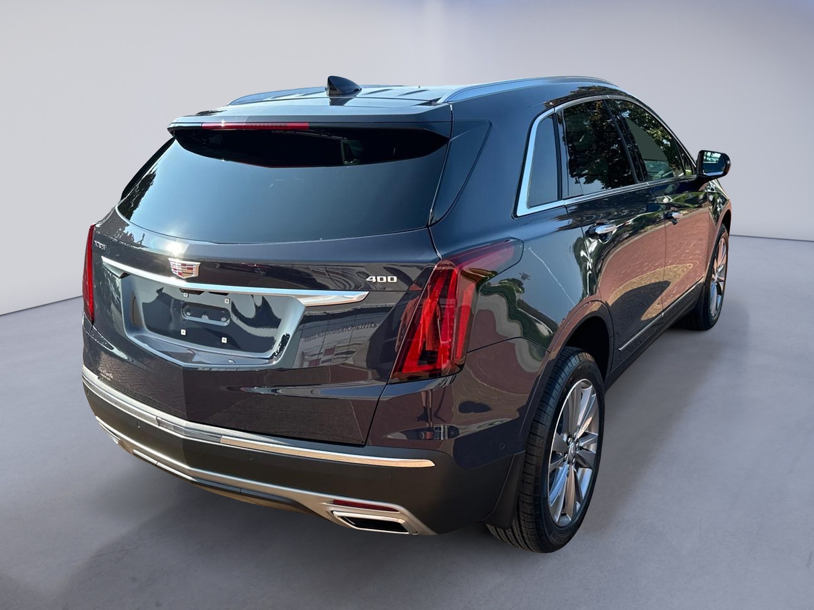 2025 Cadillac XT5 Premium Luxury FWD 4