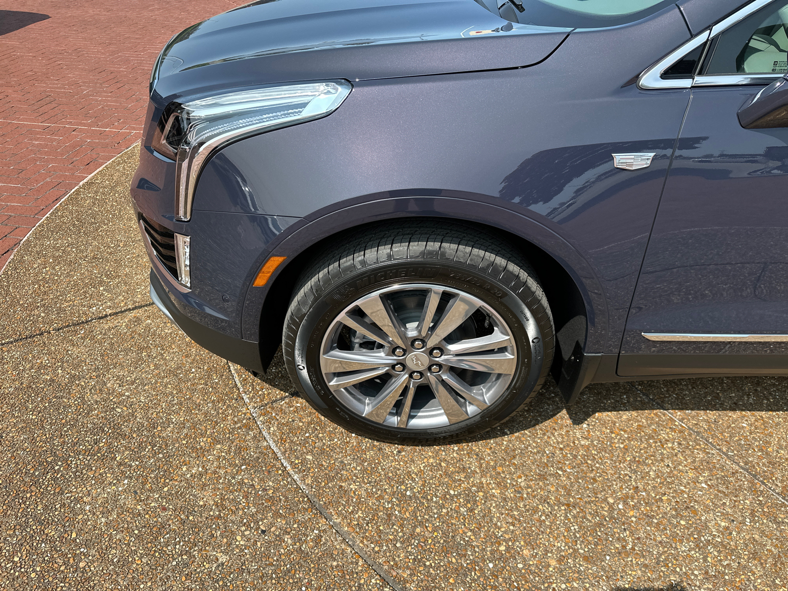 2025 Cadillac XT5 Premium Luxury FWD 30