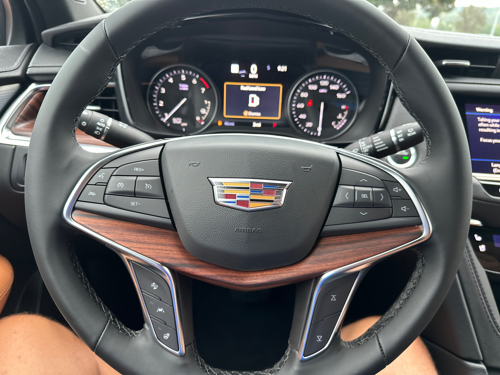 2025 Cadillac XT5 Premium Luxury FWD 8