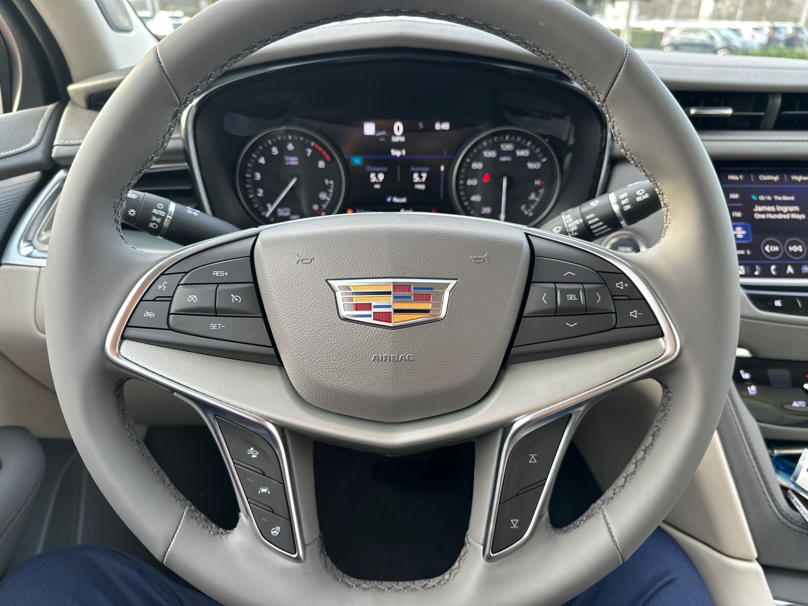 2025 Cadillac XT5 Premium Luxury FWD 8