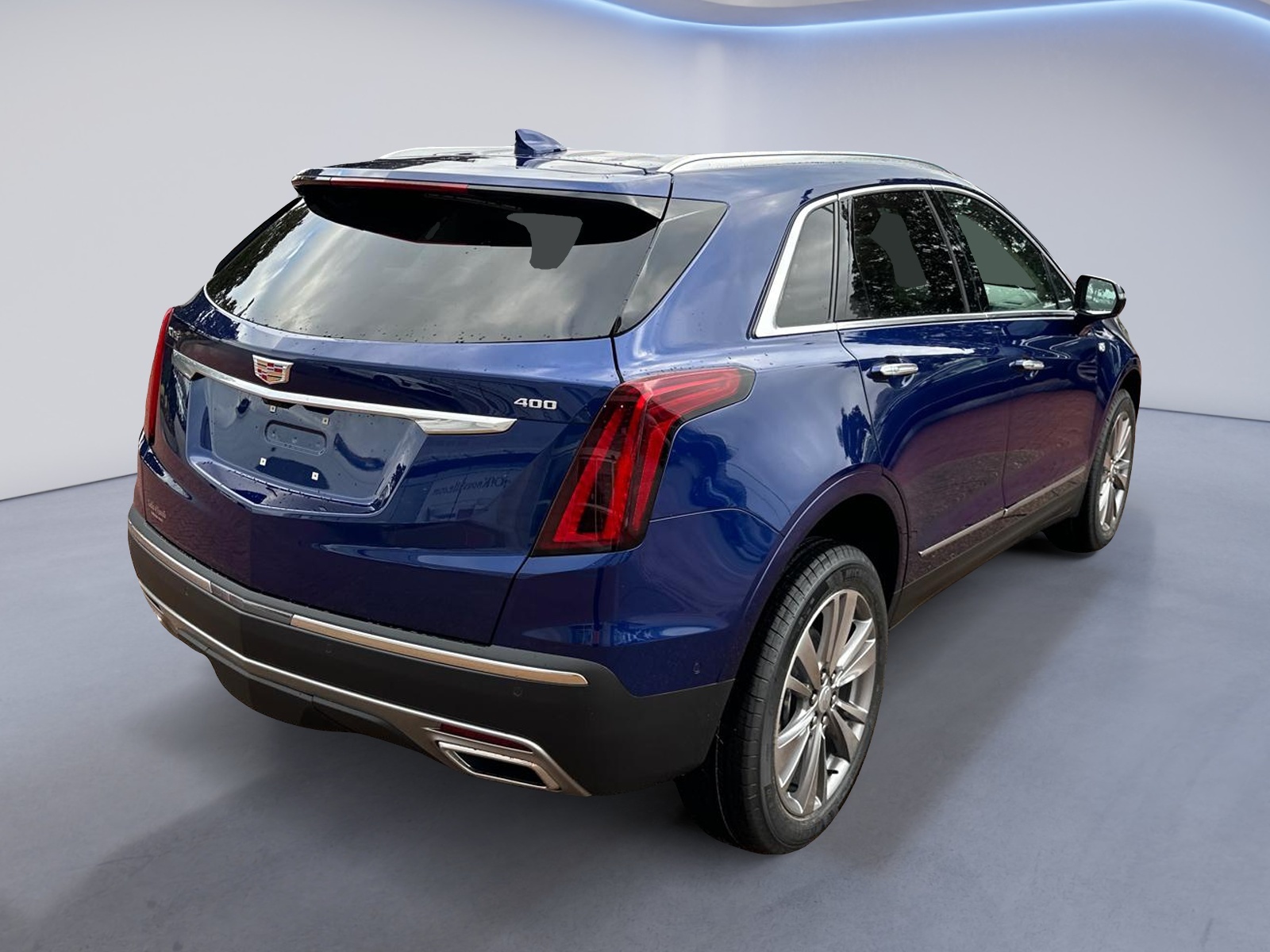 2025 Cadillac XT5 Premium Luxury FWD 4