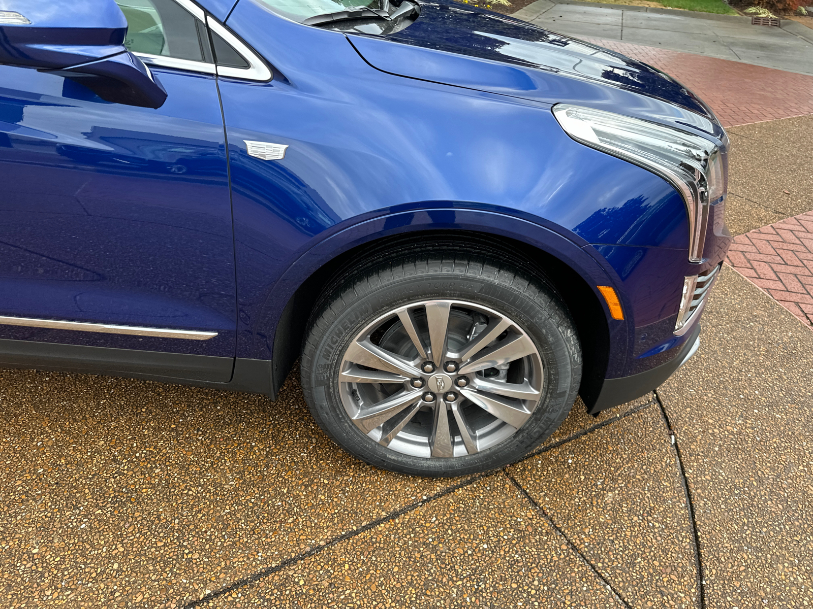 2025 Cadillac XT5 Premium Luxury FWD 32