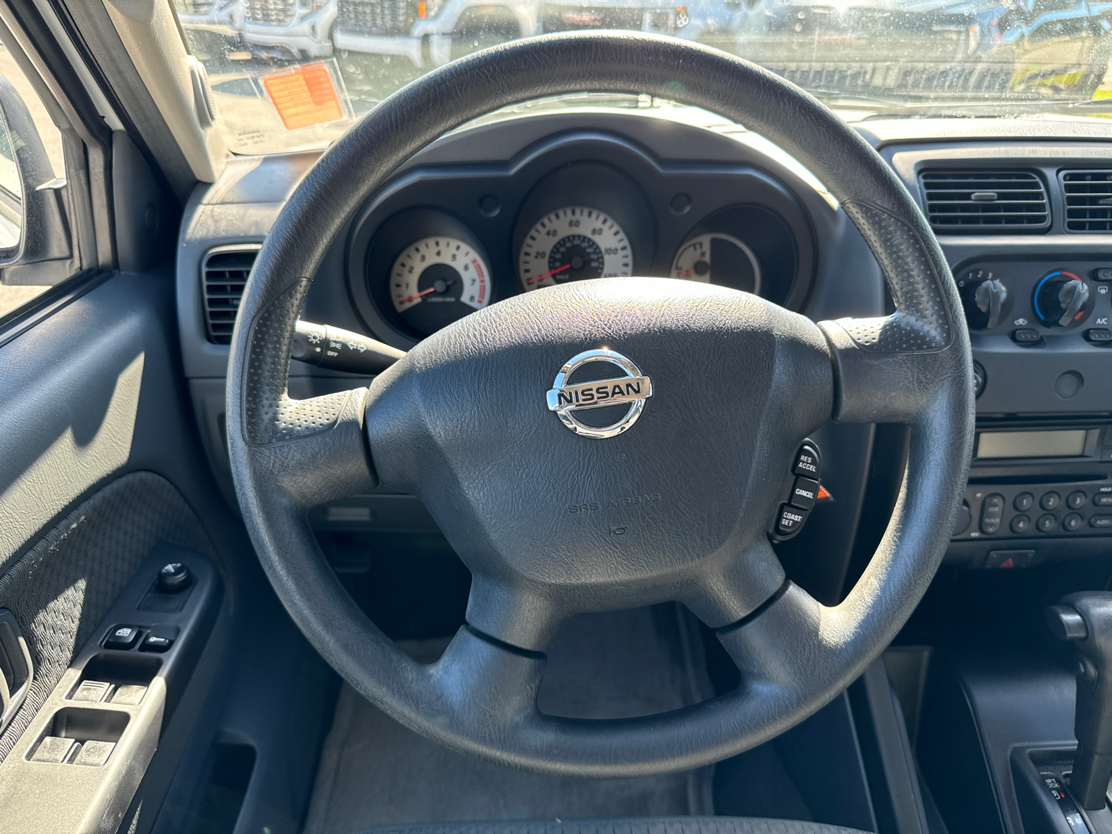 2004 Nissan Xterra XE 24