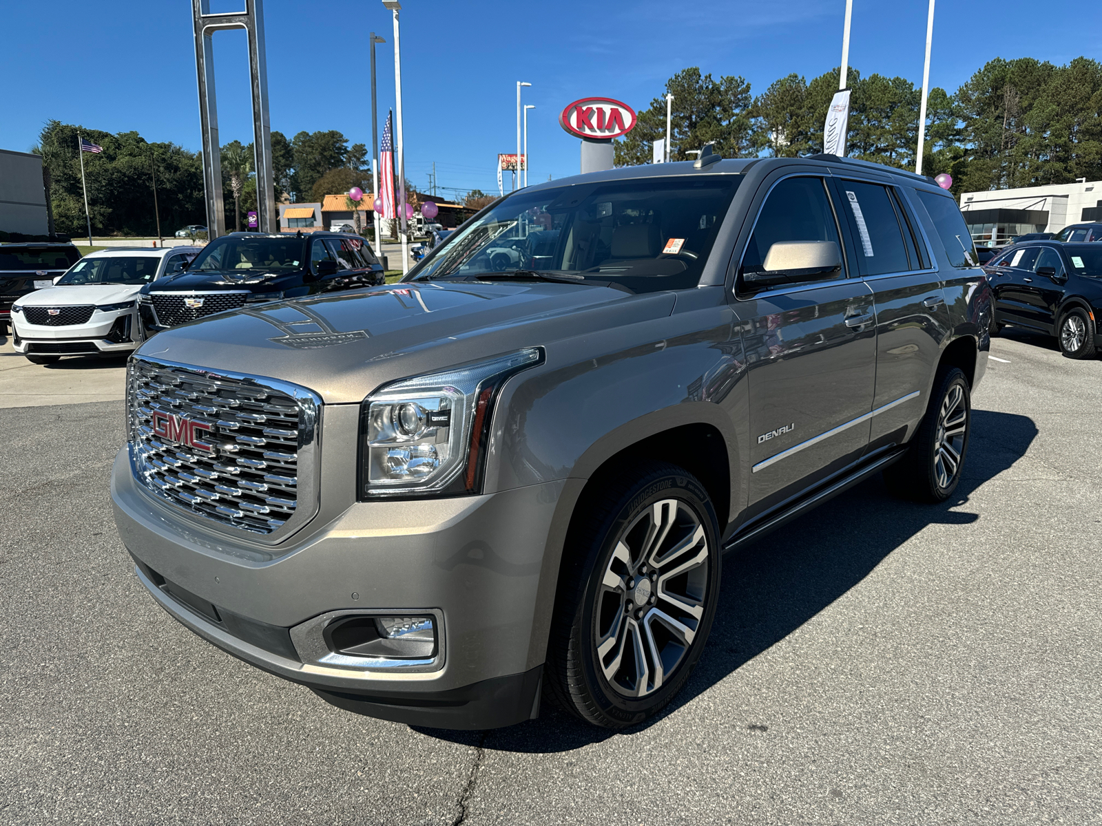 2019 GMC Yukon Denali 3