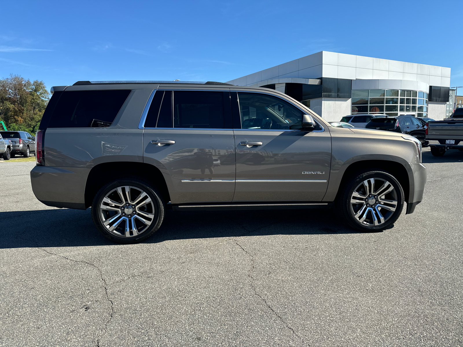 2019 GMC Yukon Denali 4