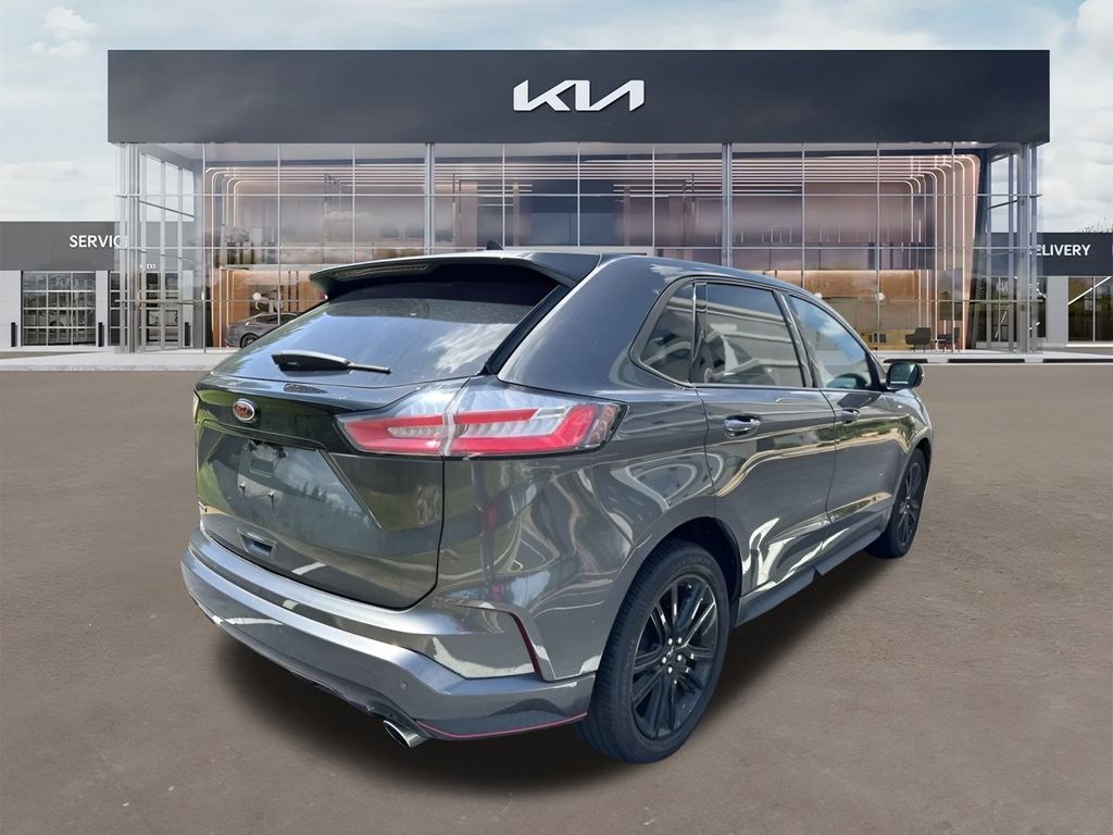 2020 Ford Edge ST Line 10