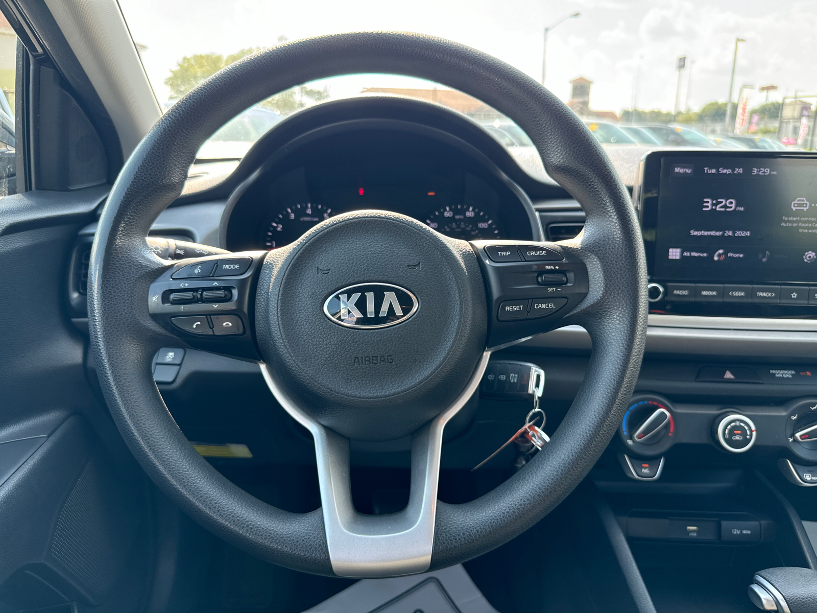 2021 Kia Rio S 23