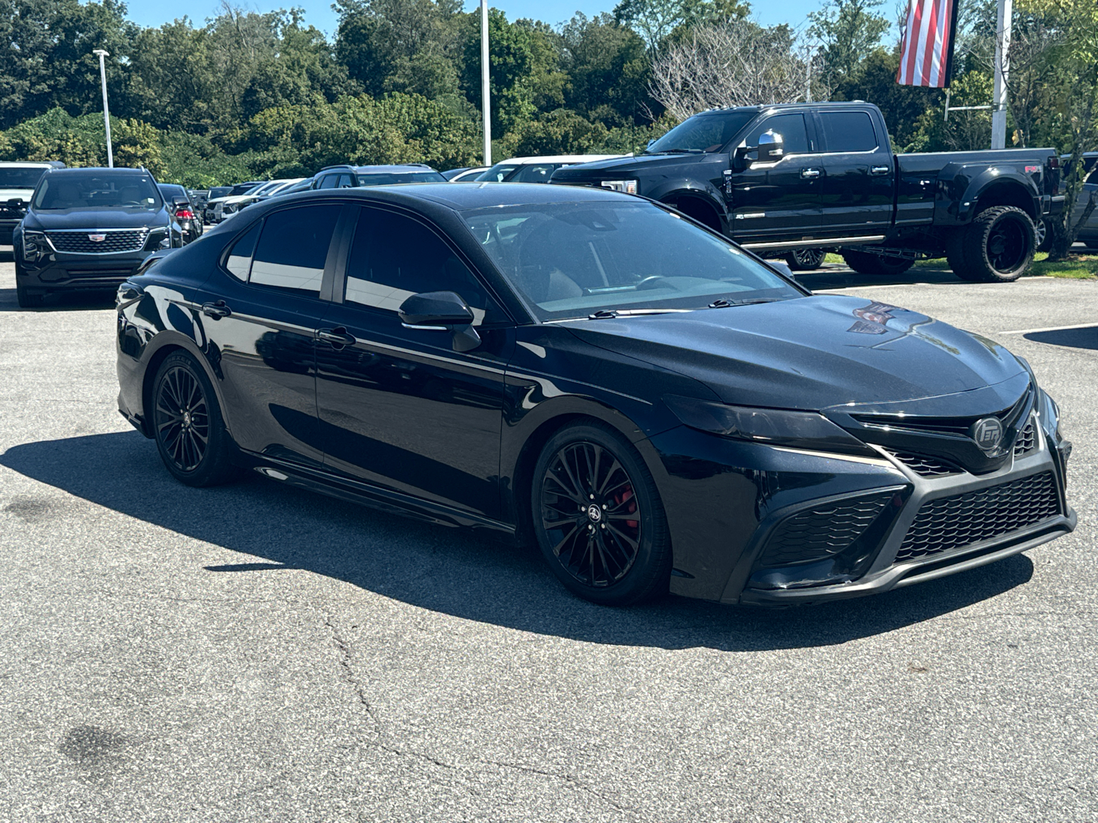 2021 Toyota Camry SE Nightshade 3