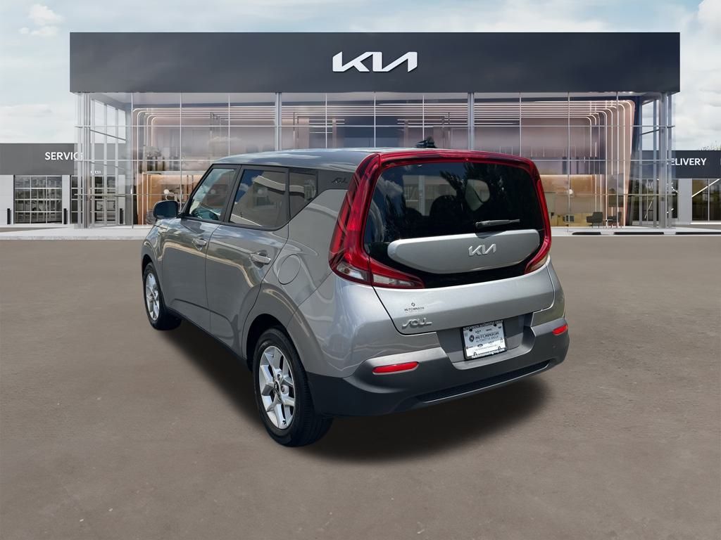 2022 Kia Soul LX 6