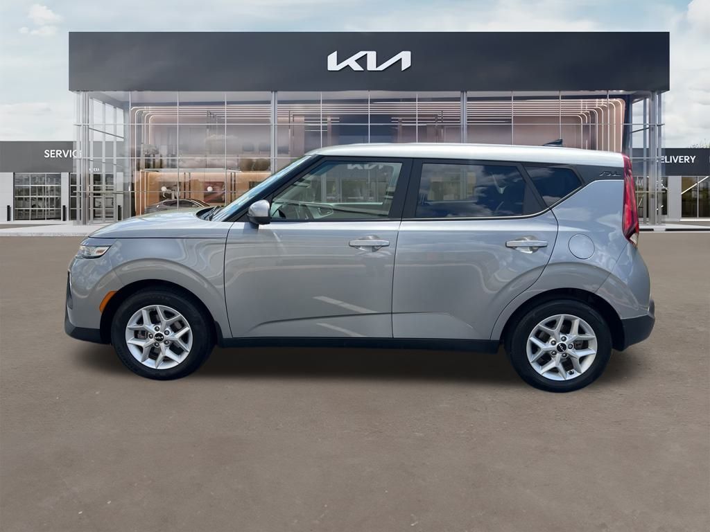 2022 Kia Soul LX 7