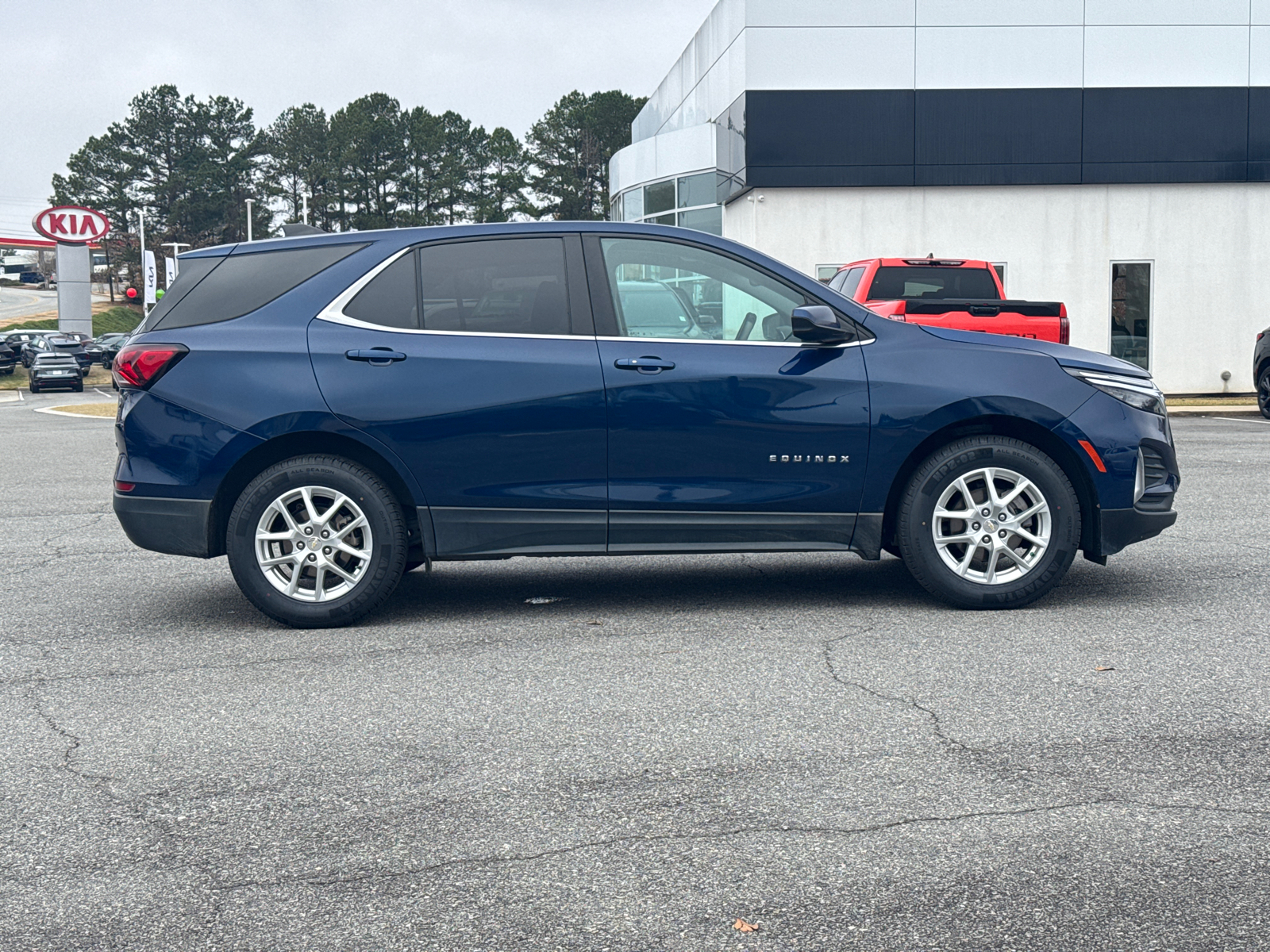 2022 Chevrolet Equinox LT 2