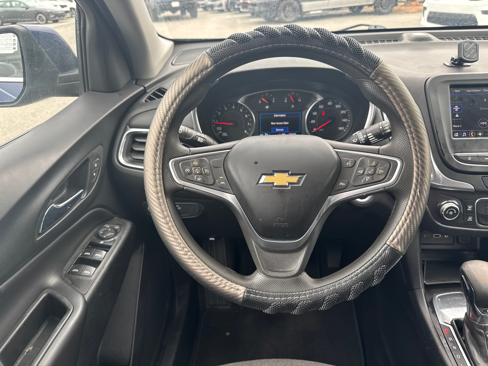 2022 Chevrolet Equinox LT 24