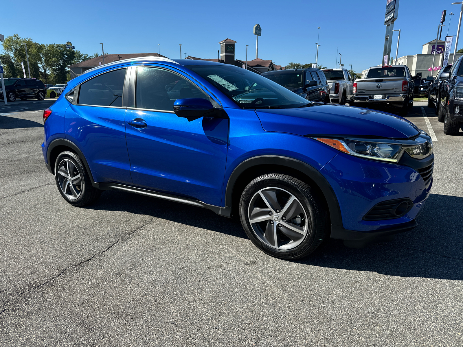 2022 Honda HR-V EX 3