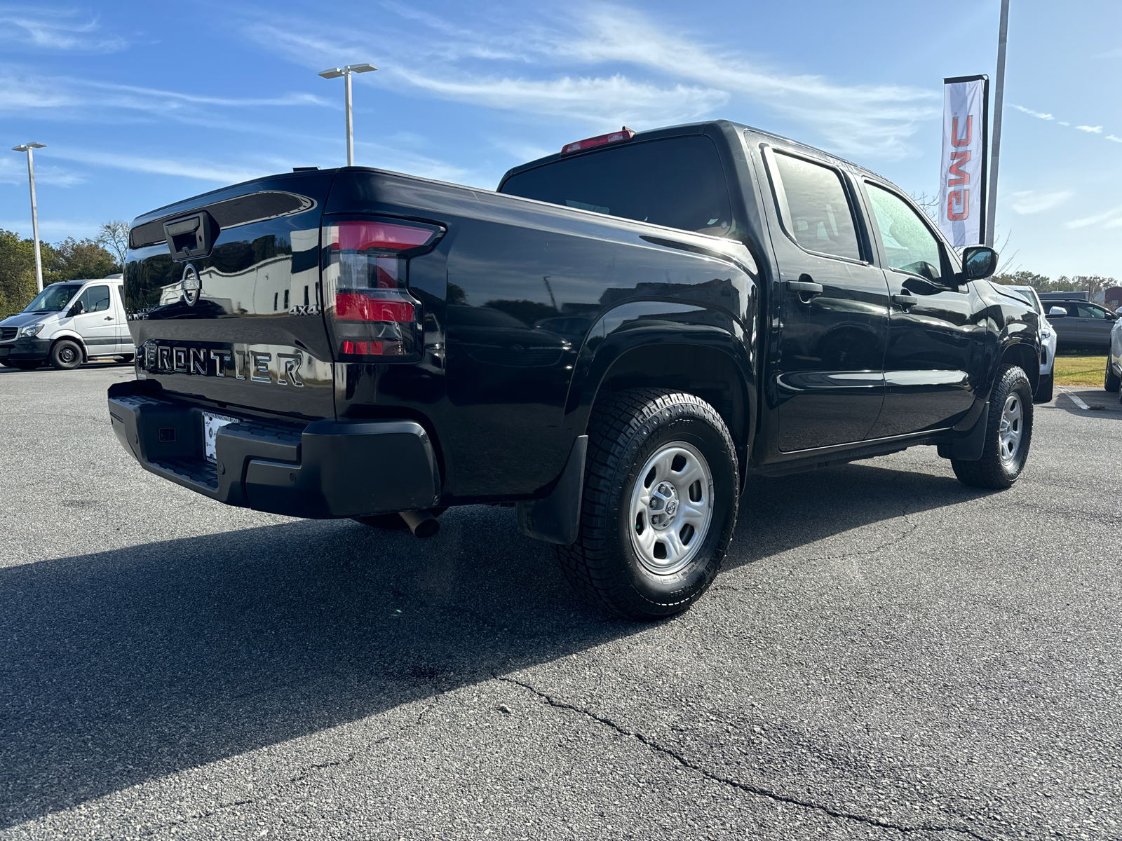 2022 Nissan Frontier S 5