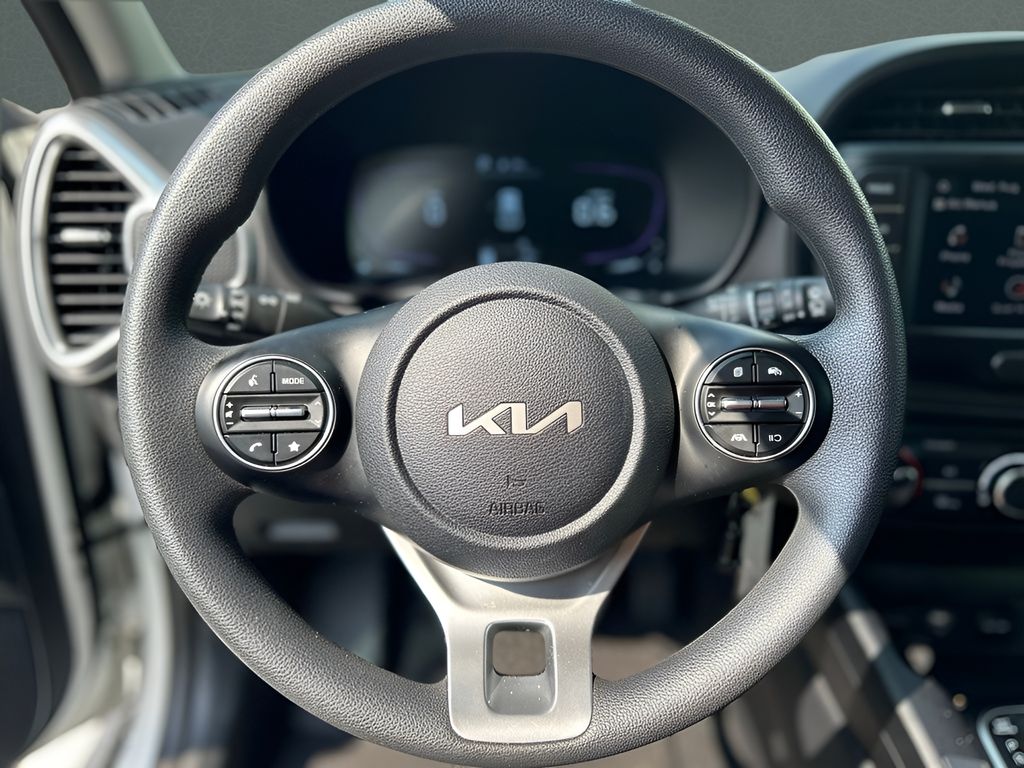 2023 Kia Soul LX 36