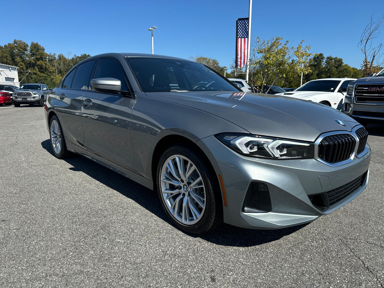 2023 BMW 3 Series 330i 3