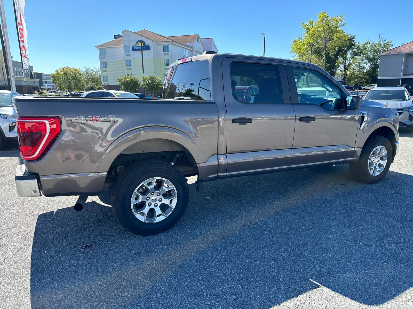 2023 Ford F-150 XL 5