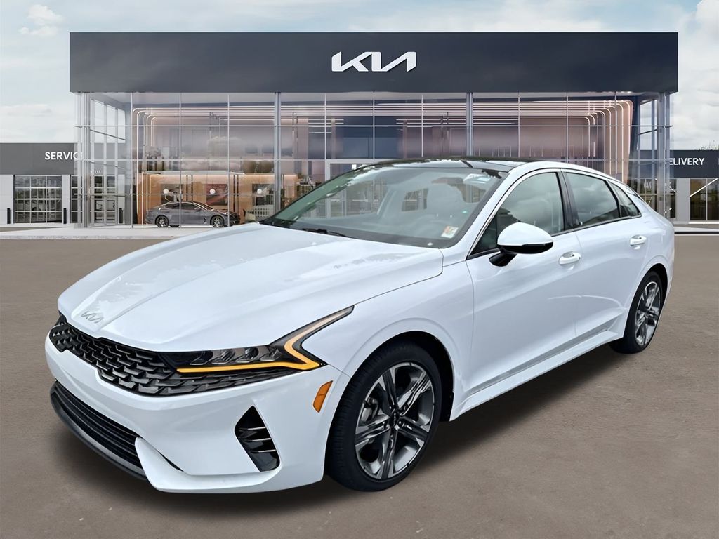 2023 Kia K5 EX 2