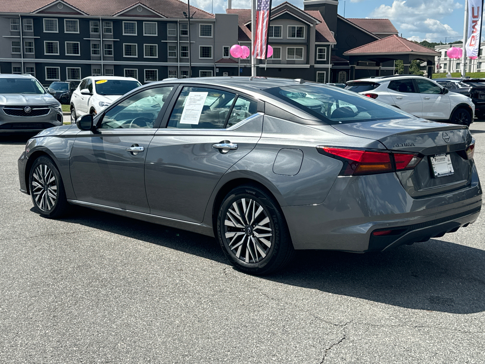 2023 Nissan Altima 2.5 SV 7