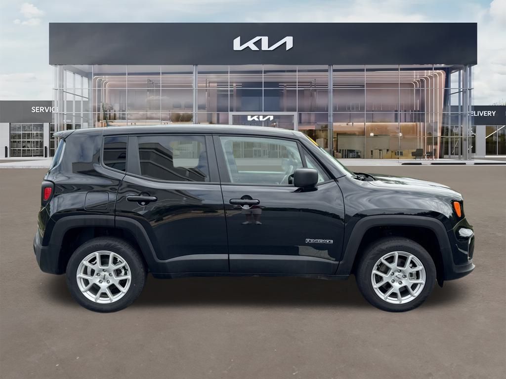 2023 Jeep Renegade Latitude 10