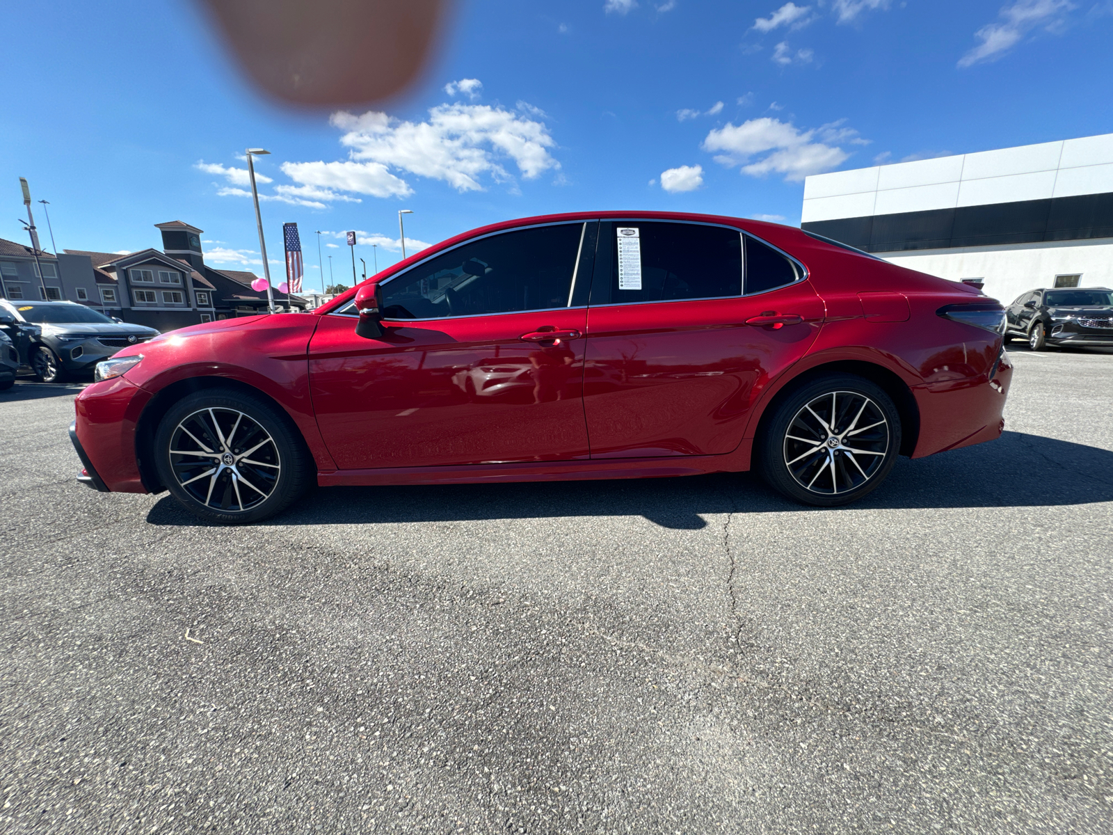 2023 Toyota Camry SE 6