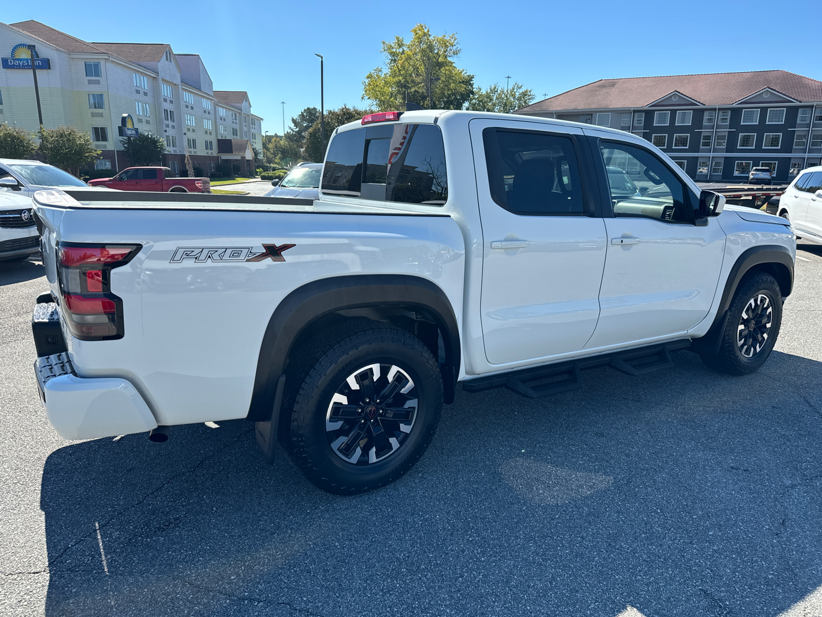 2024 Nissan Frontier PRO-X 5