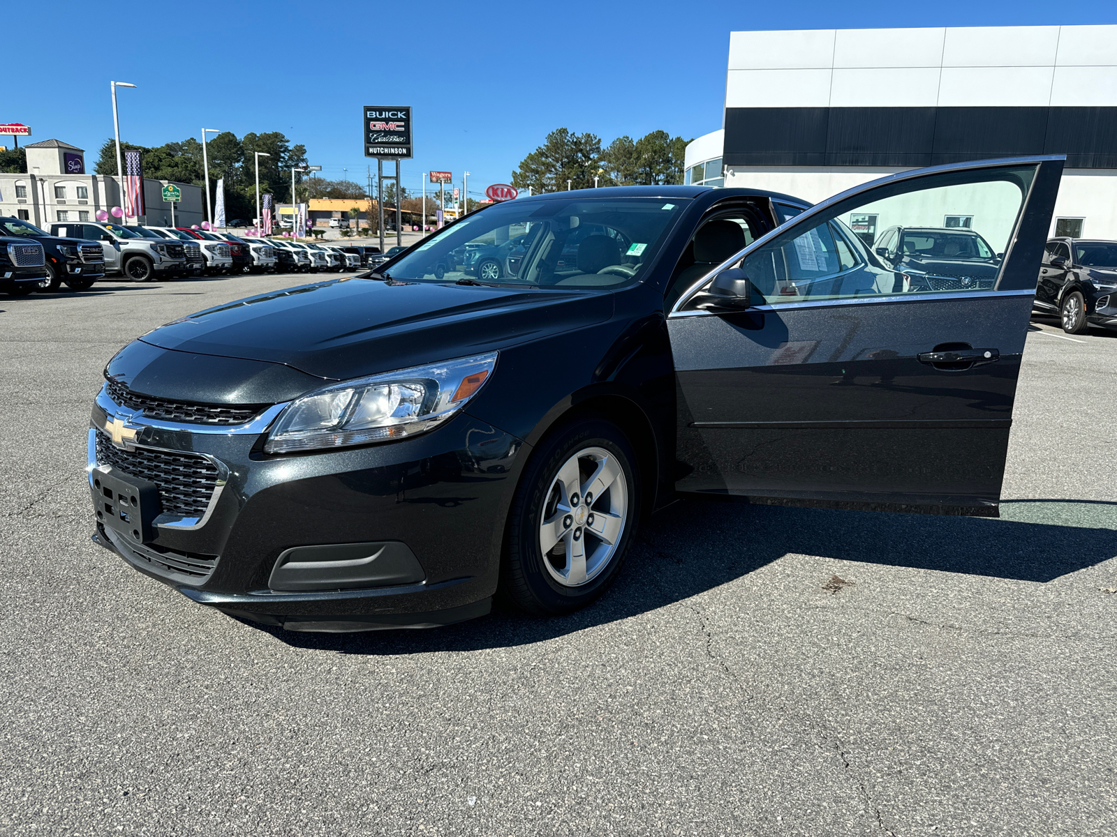 2015 Chevrolet Malibu LS 35