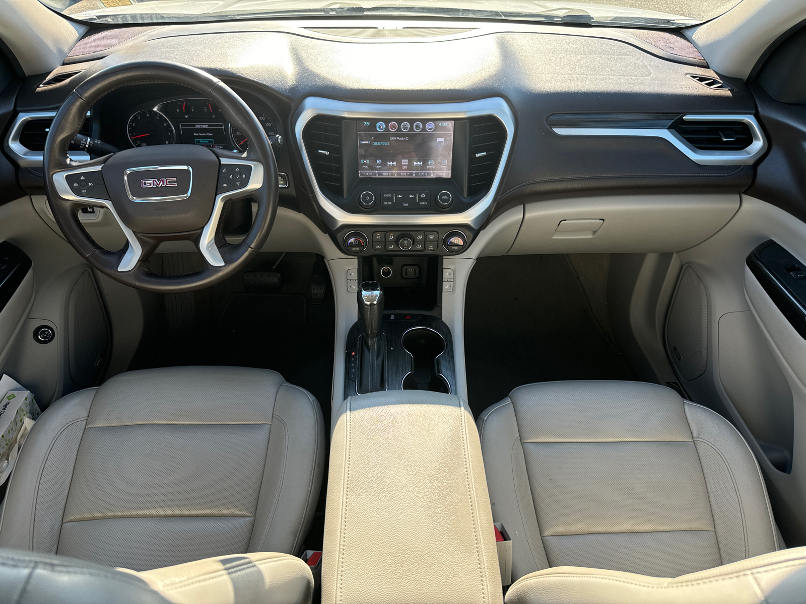 2017 GMC Acadia SLT-1 27