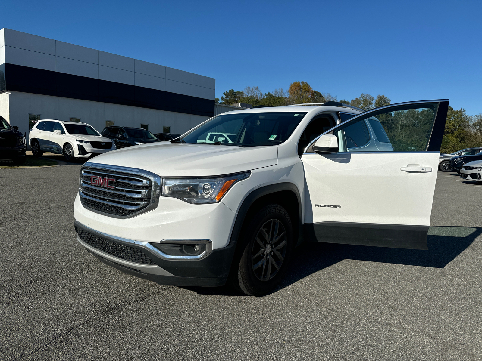 2017 GMC Acadia SLT-1 39