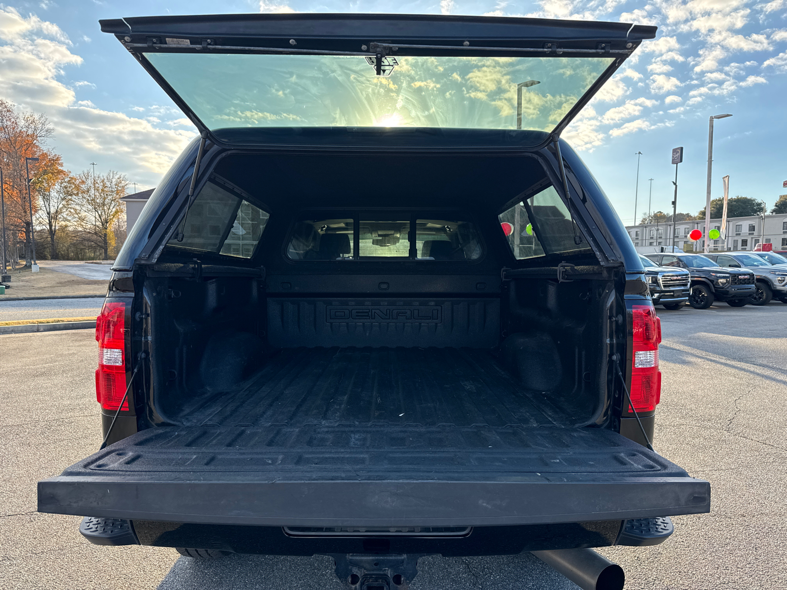 2018 GMC Sierra 3500HD Denali 19