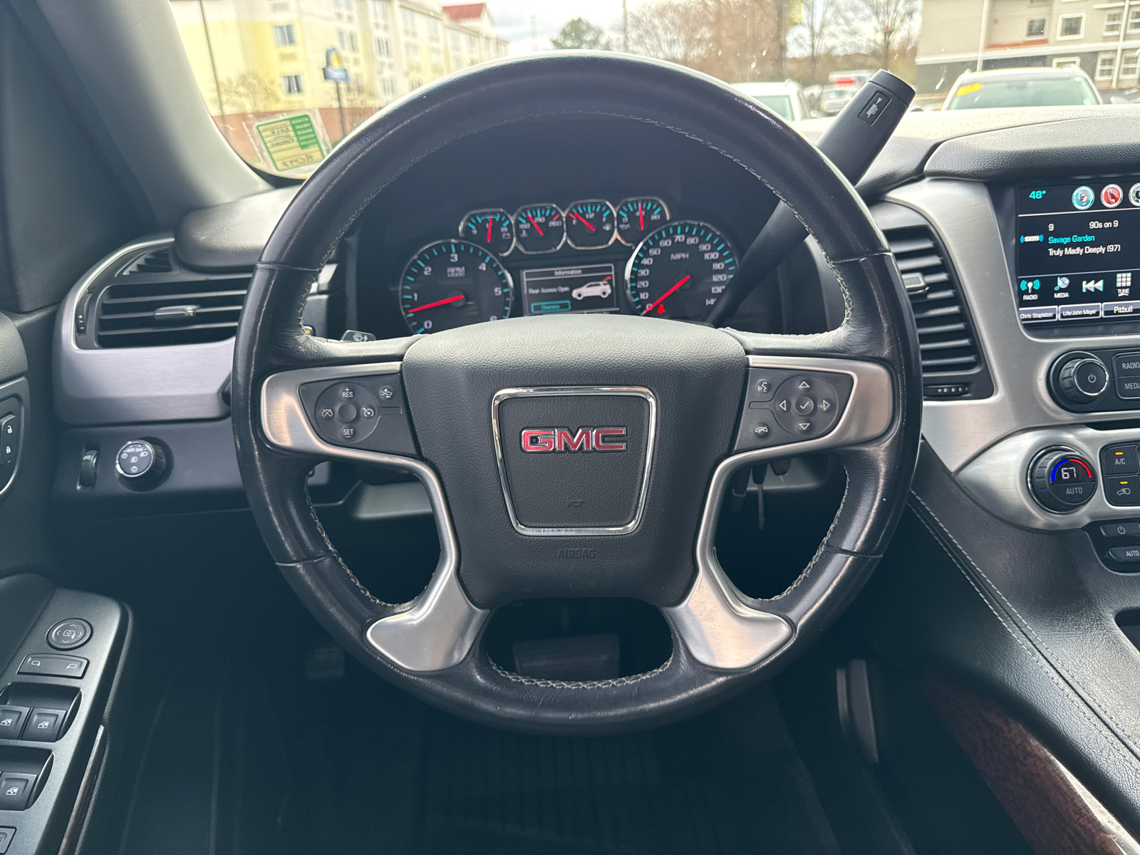 2018 GMC Yukon SLE 27