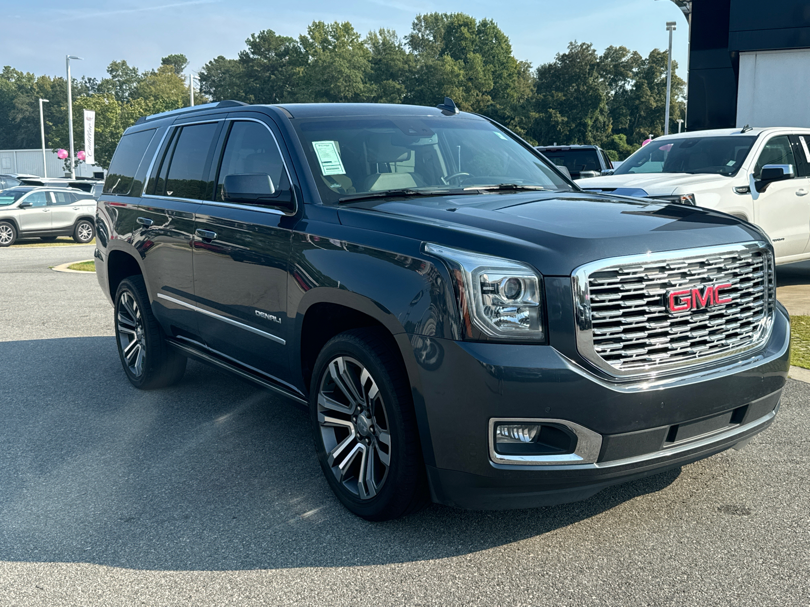 2019 GMC Yukon Denali 3