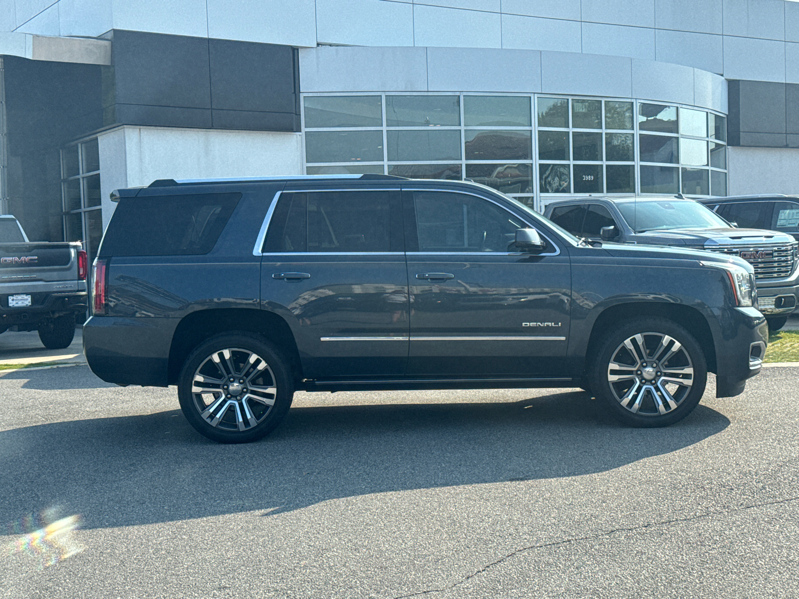 2019 GMC Yukon Denali 4