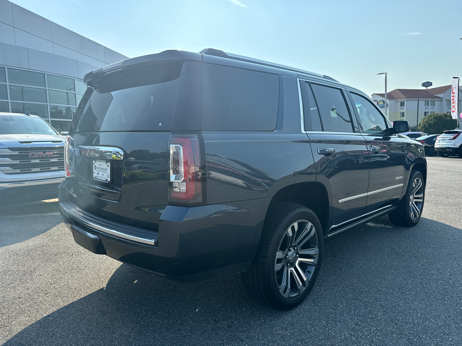 2019 GMC Yukon Denali 5