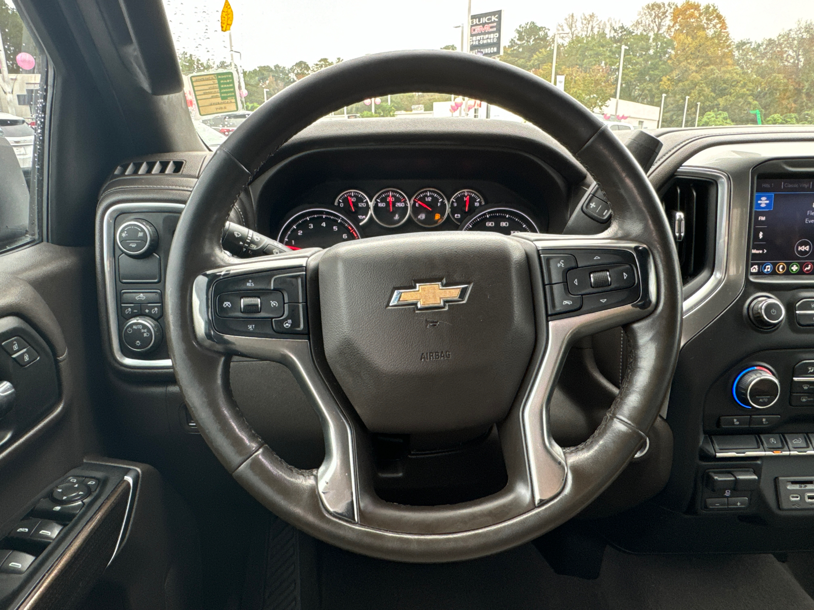 2019 Chevrolet Silverado 1500 LT 27