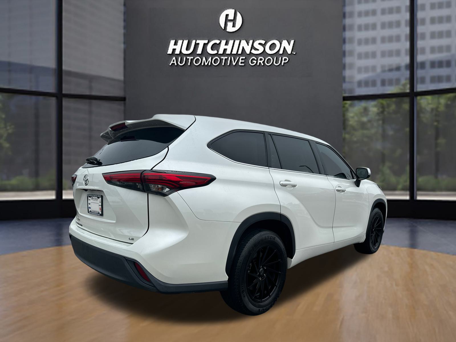 2020 Toyota Highlander LE 5