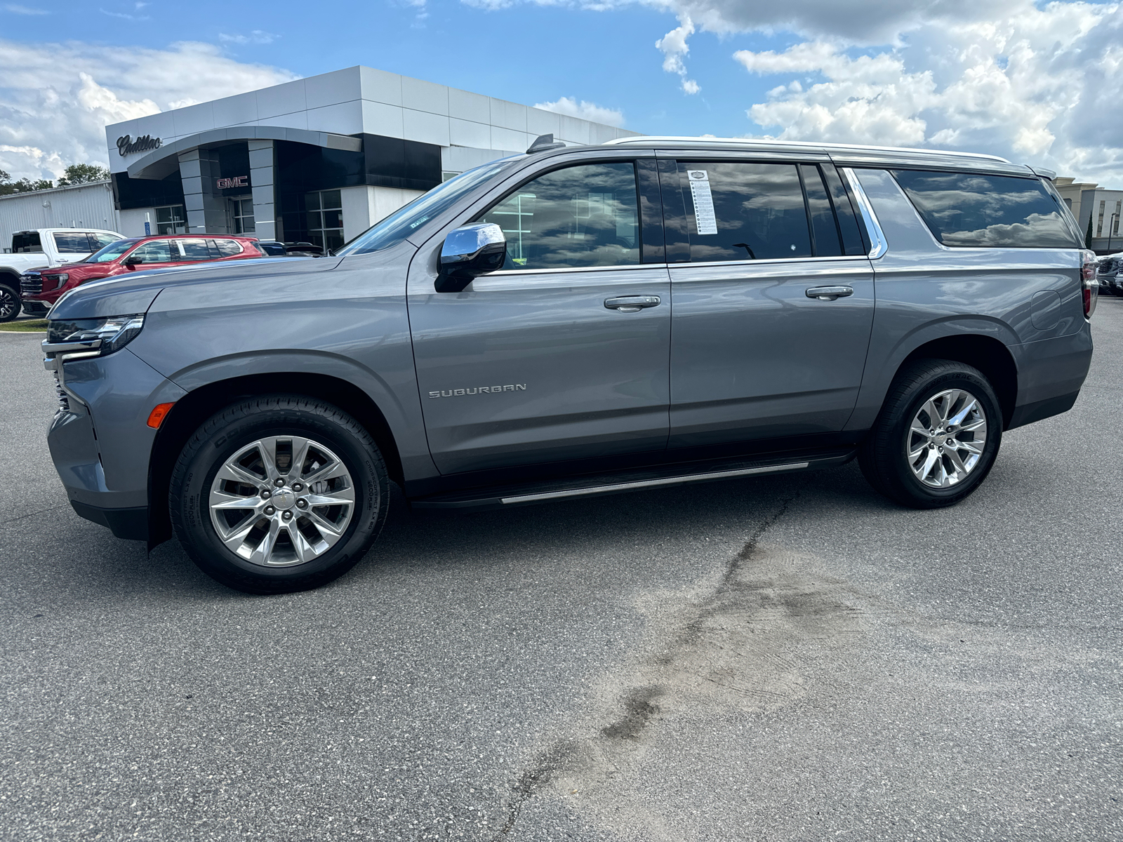 2021 Chevrolet Suburban Premier 1