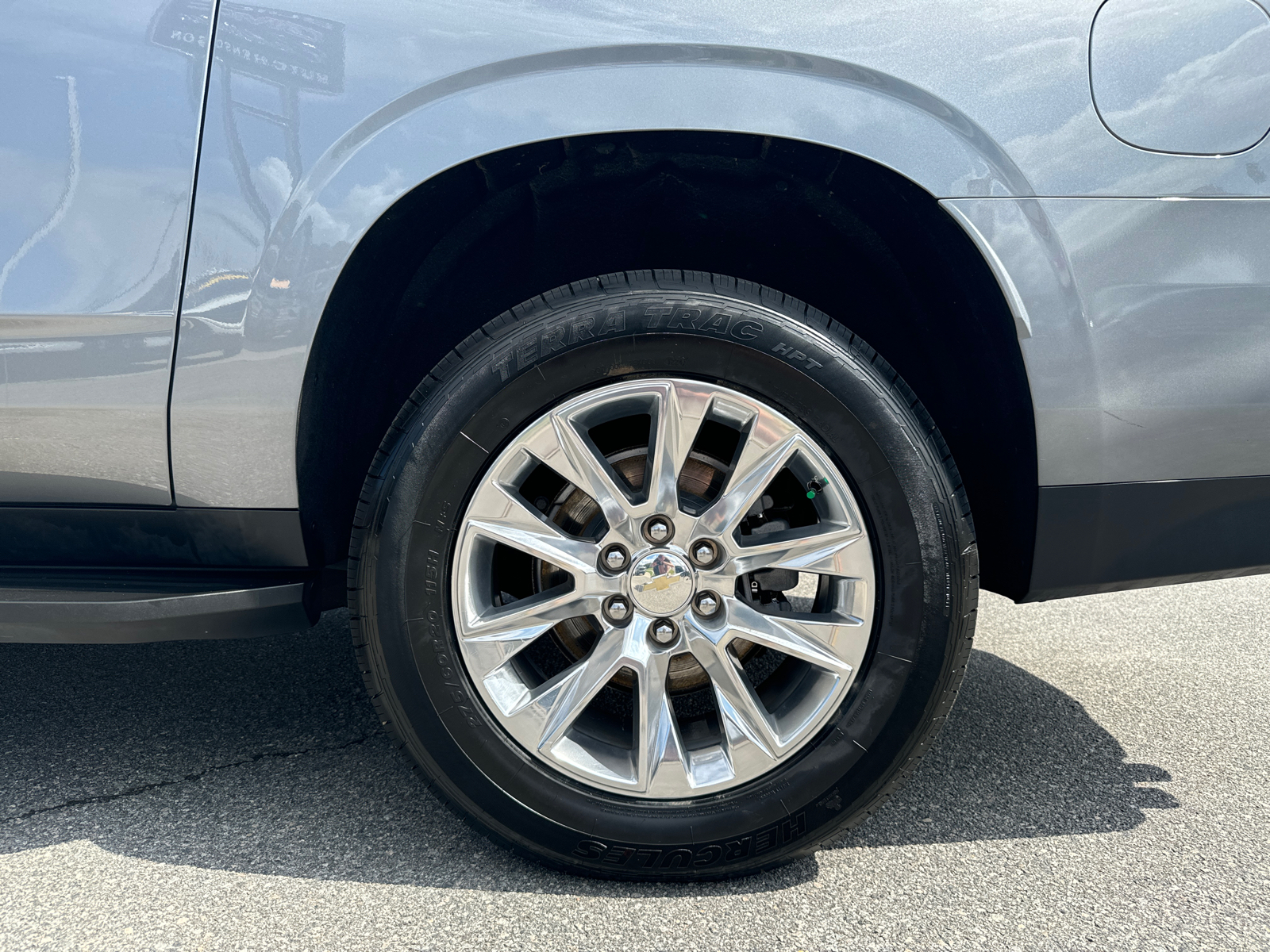 2021 Chevrolet Suburban Premier 19