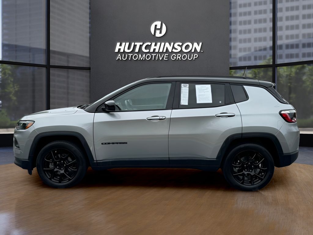 2022 Jeep Compass Altitude 4