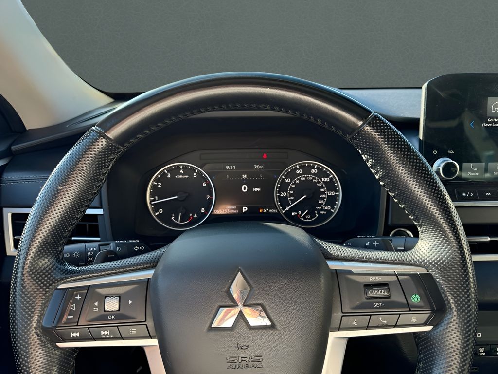 2022 Mitsubishi Outlander SE 29