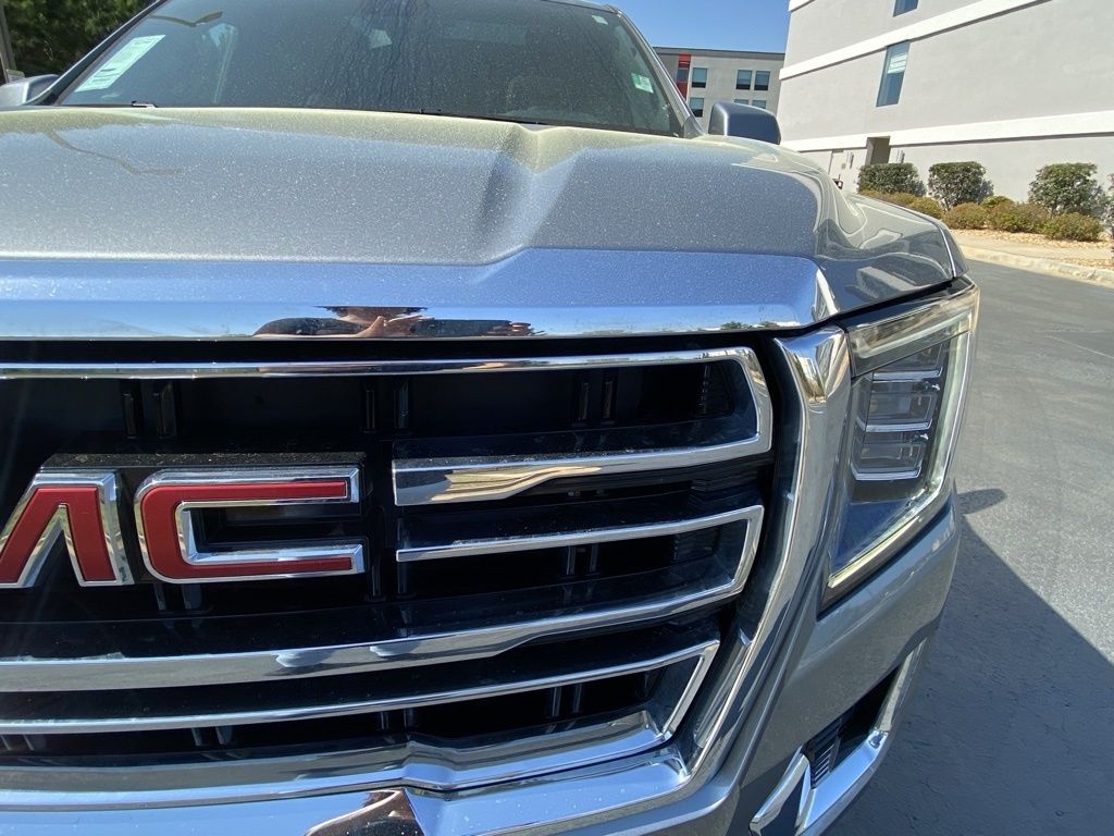 2023 GMC Yukon SLT 8